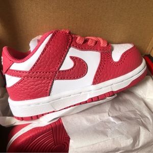 Nike dunk low pink